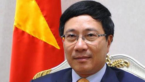 Deputy Prime Minister calls China’s State Councilor  - ảnh 1